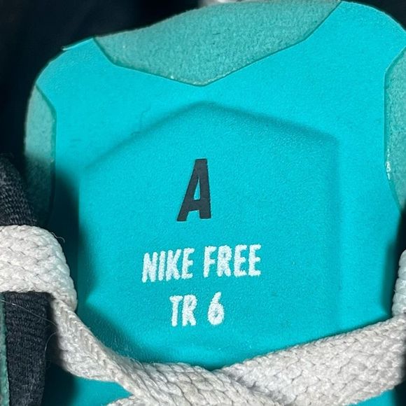 Nike Free TR 6 Blue Black Cross Training Running Shoe NIKE ID Womens 8 - Picture 8 of 9